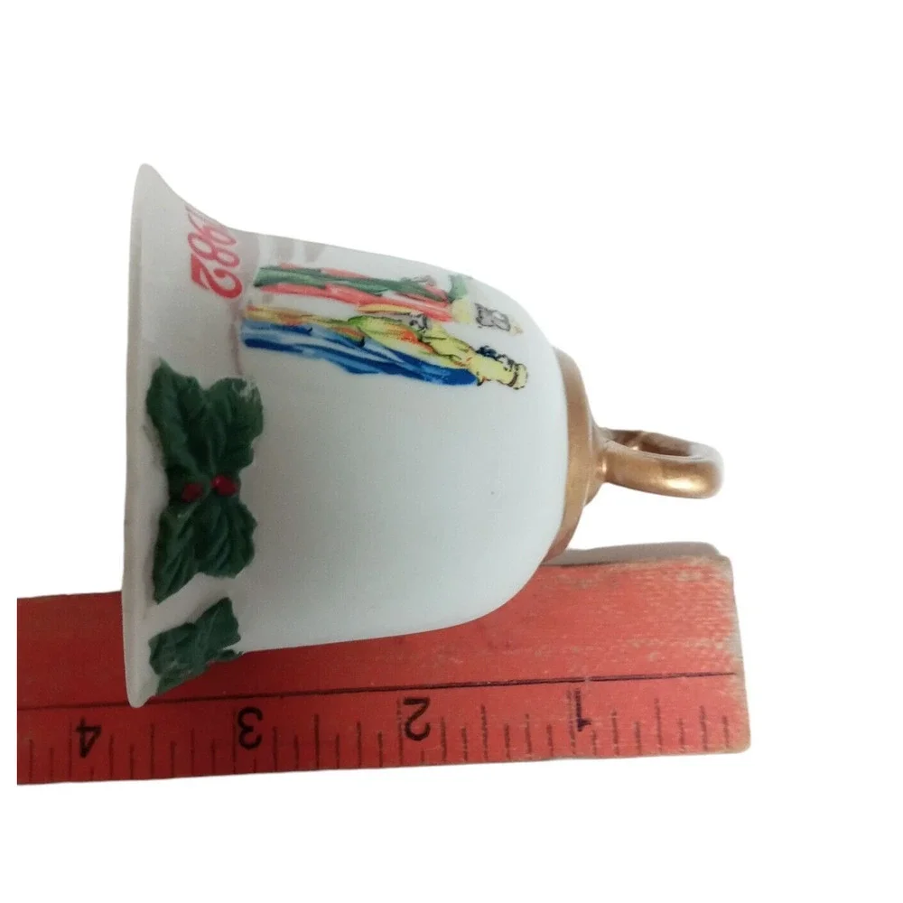 👸🏾🫅🏾🤴🏾1982 Christmas Bell 🔔Ornament Wise Men Nativity Decor Nostalgic